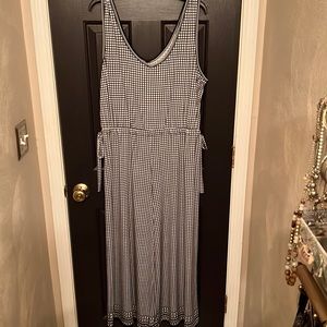 Max Studio Black & White Jumpsuit